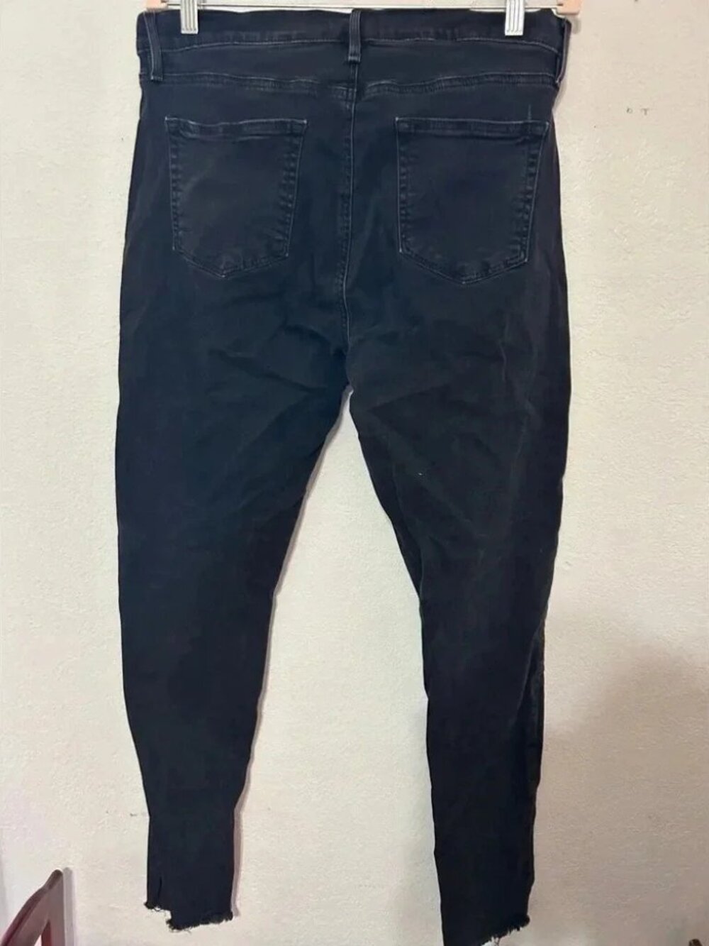 LOFT frayed hem skinny jeans size 32 - Picture 4 of 5